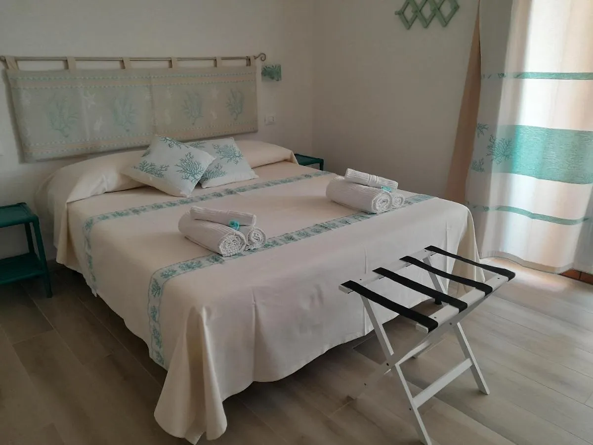 Πανσιόν Casa Fanni- Rooms Villasimius